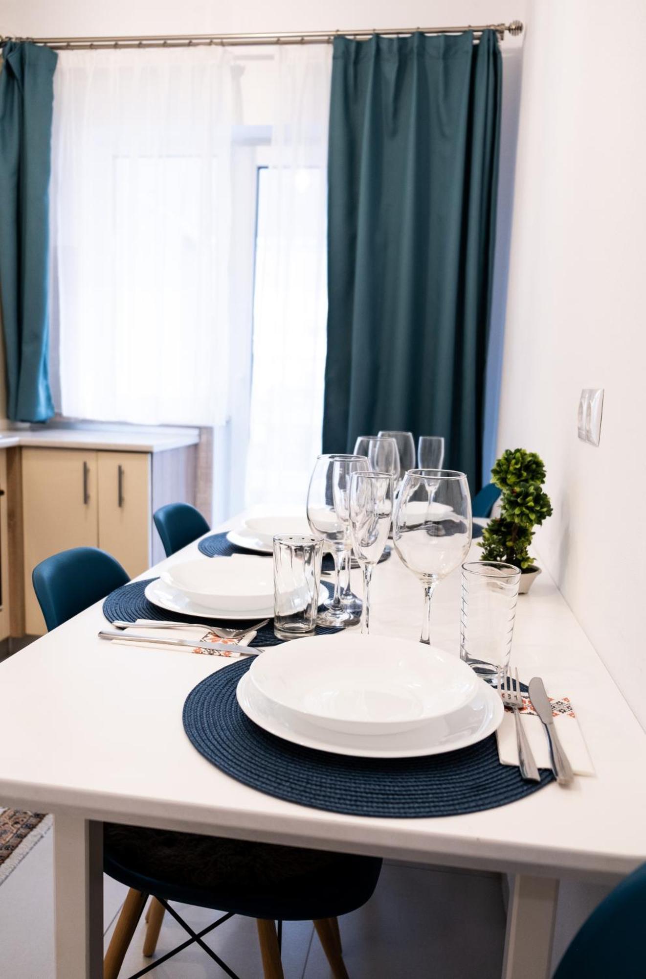 Exclusive Apartment *